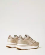 Twinset deportivo con oval - Imagen 3