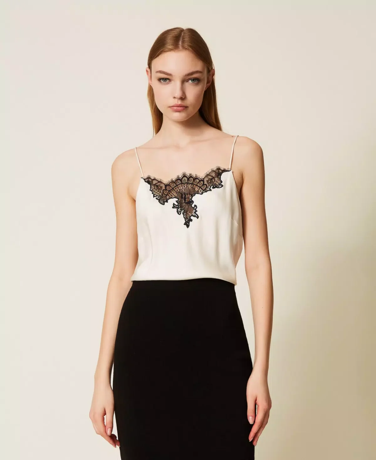 Twinset top de raso y encaje blanco/negro - Imagen 2