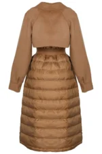Twinset abrigo acolchado con cinturon camel - Imagen 4