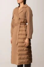 Twinset abrigo acolchado con cinturon camel - Imagen 2