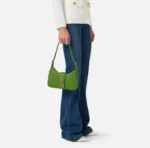 Elisabetta Franchi hobo pequeño con dije - Imagen 2
